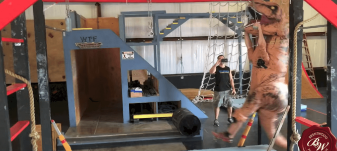 SASUKEを猛特訓する恐竜が一生懸命すぎて応援したくなる