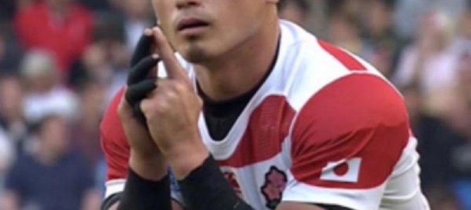 五郎丸選手の「あのポーズ」の意味とは？真似っこポーズの動物達も可愛すぎ！