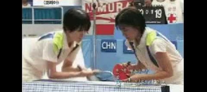 卓球の試合で真剣にサーブを打とうとしたらコントみたいな結果にw