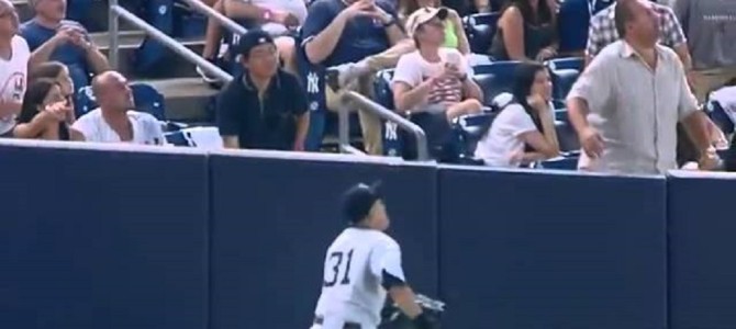 イチローファンの女性のところにファールボールを追いかけたイチローが行った結果