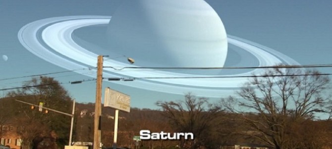 土星デカ過ぎ！もしも月の位置に違う太陽系の惑星があったら…という動画が興味深い！
