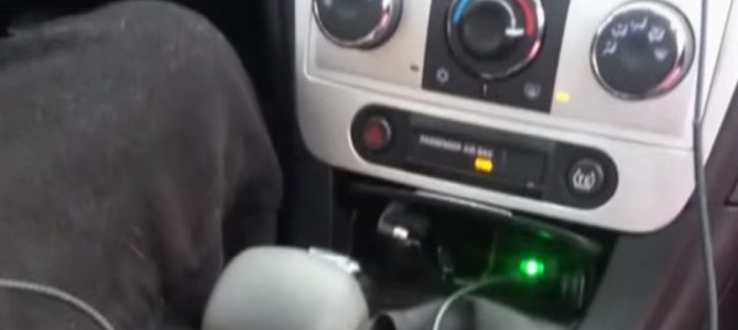 衝撃の正体！車を運転中、後ろに人は乗せていないはずなのに笑い声が聞こえてきた((((；ﾟДﾟ))