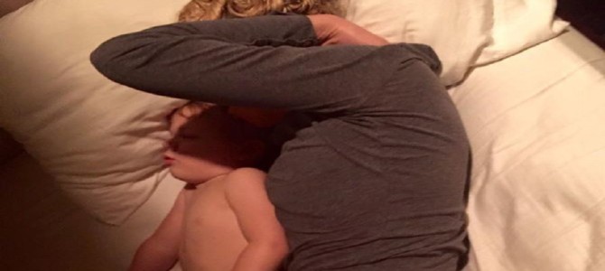 「僕の妻は看護婦。ヒーローだ。」夫の妻への愛情溢れるSNSメッセージに感動