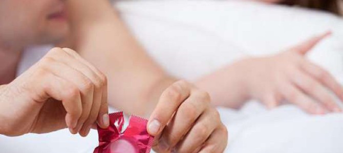 ラブホ備え付け「コンドーム」の使用率を調査！積極的に使っている職業も判明