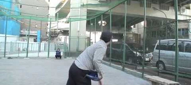 さすが甲子園球児！「とにかく明るい安村」のピッチングがスゴい！