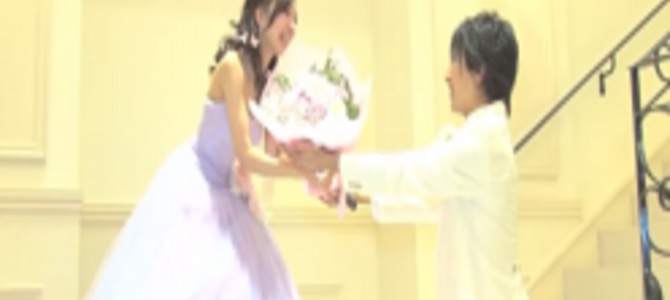 愛をこめて花束を。思い出の地を巡った新郎が仕掛けたサプライズに涙が止まらない