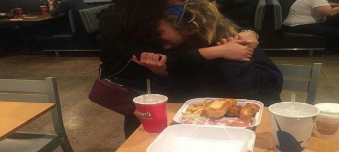 ホームレスを勝手に判断しないであげて。心優しい女性がSNSで涙の訴え