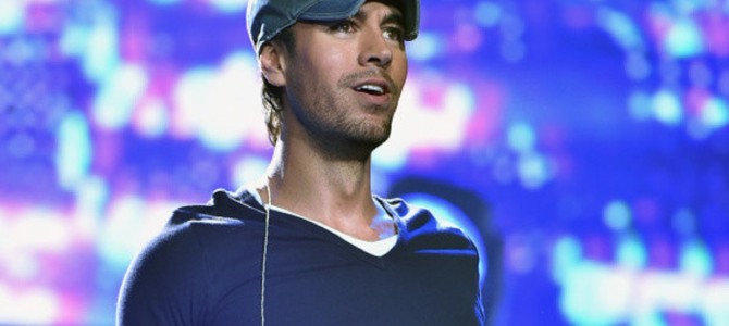 イケメン歌手のライブ中に女性ファンが…スリランカ大統領が激怒した理由