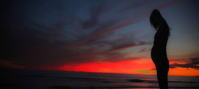 「お母さんね、妊娠中にAVに出演していたの…」賛否両論は当然、あなたはどう答える？