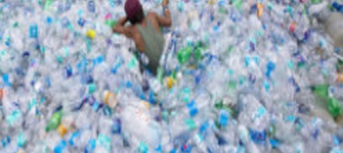 食卓から魚が消える。海のゴミが魚の量を超える日がすぐそこまで来てる