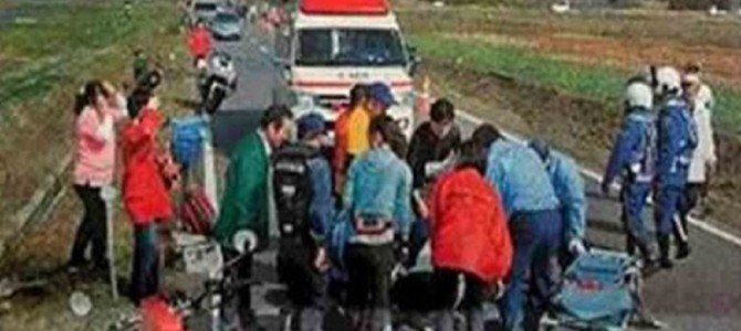 マラソン大会の途中、心肺停止で倒れた男性。他ランナーのとった行動に賞賛の嵐