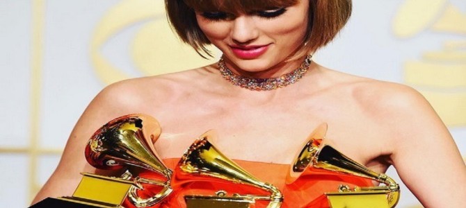 「世の中にはあなたを邪魔する人がいる」テイラーのグラミー賞スピーチの真意