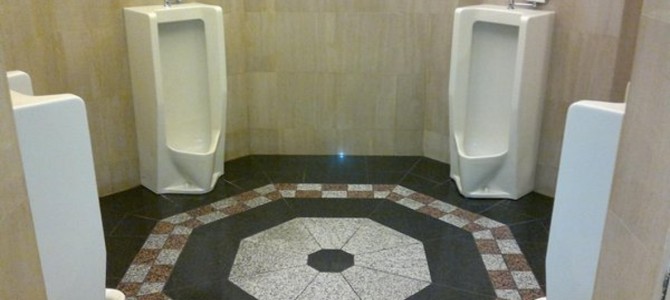 「本能寺をまた燃やす気か！（笑）」ホテルで二度見した“笑撃的な光景