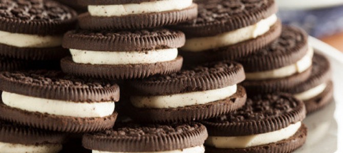 オレオを使ったチーズケーキが「完全に虫にしか見えない」と話題 オレオを使ったチーズケーキが「完全に虫にしか見えない」と話題