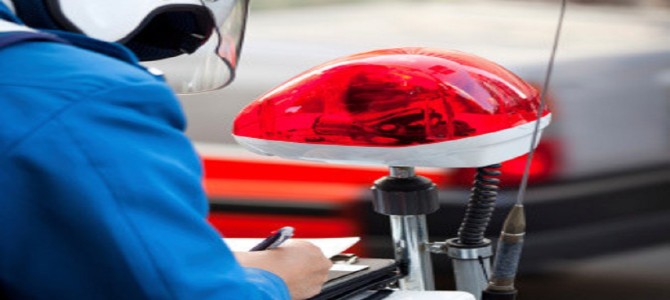 だいぶ違う･･･東京と大阪の「警察官募集のポスター」が話題