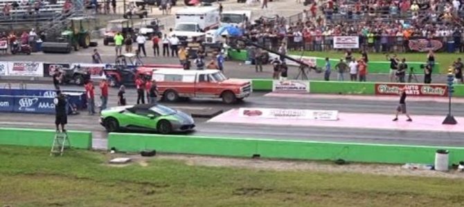 農業用トラック vs ランボルギーニ！圧倒的すぎる結果に衝撃！