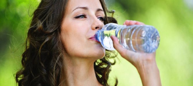 まさにエセ科学。怪しい「水素水」に手を出した伊藤園の言い訳に批判