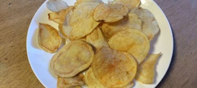 木彫りで作ったポテチかわかる？