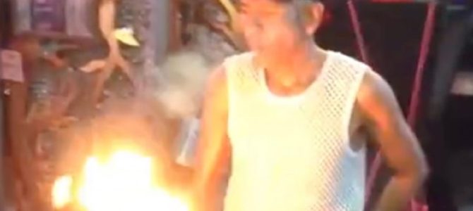 タイにいる“ストリート・マジシャン”のテクニックが凄すぎる