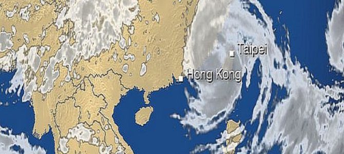 台湾に猛烈な台風が直撃… 灯台消失など多数の被害か? 台湾に猛烈な台風が直撃… 灯台消失など多数の被害か?