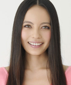 ベッキーのインスタコメが歓喜の声で殺到