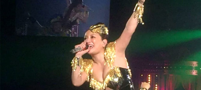 浜崎あゆみファンがマックス松浦に悲痛な嘆願ツイート