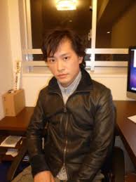 高橋祐也は2018年現在も月100万円のお小遣い&高級マンション！