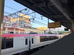 総武線で接触事故 幕張駅付近の踏切で電車と自転車が接触