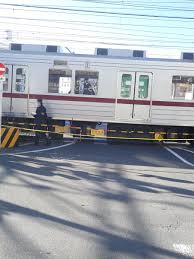 東武東上線の下赤塚駅～成増駅間で成増駅付近で人身事故