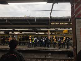 中央線(快速)中野駅の人身事故