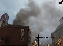 長野県長野市南長野南石堂町の長野駅前の ブックオフのビルが火事