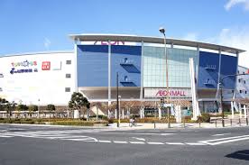 阪府大阪市鶴見区鶴見の鶴見イオン前で横転事故