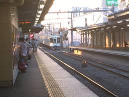 池袋線の椎名町駅～東長崎駅間で人身事故