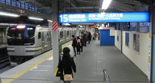 横須賀線の品川駅で人身事故