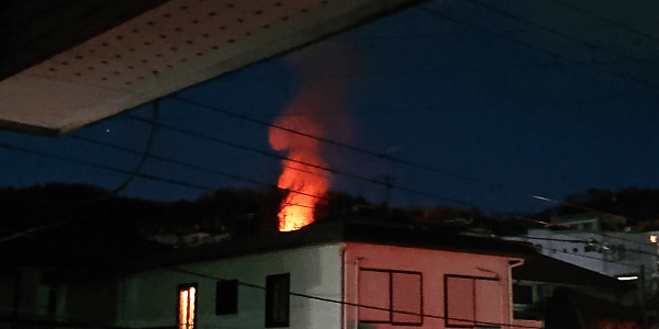 大阪府南河内郡河南町で大規模な火事