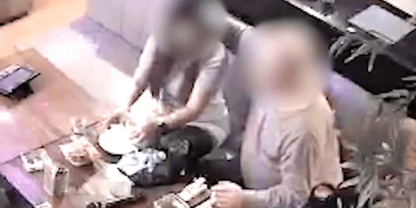 「ウイルスばら撒くぞ」などと言い騒ぎを起こした愛知県蒲郡市の５０代の男性と濃厚接触していた女性が新型コロナウイルスに感染