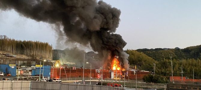 大阪府和泉市大野町で大規模な火事