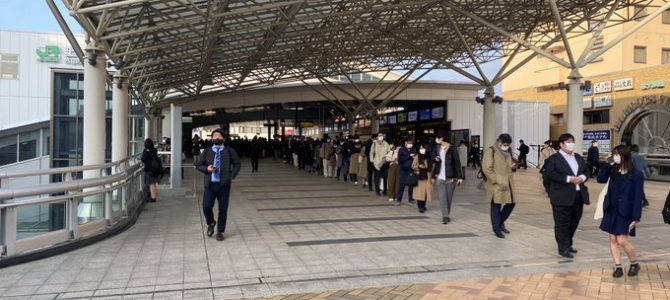 高崎線 上尾駅で人身事故「目の前で人が電車に飛び込んだ、サイレン鳴ってて警察が来てる」湘南新宿ラインも巻き込まれ電車遅延