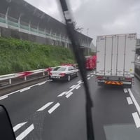 首都高 神奈川３号狩場線で事故