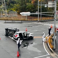 滋賀県草津市で事故!「パナソニック前の交差点で自家用車の横転事故」 滋賀県草津市で事故!「パナソニック前の交差点で自家用車の横転事故」