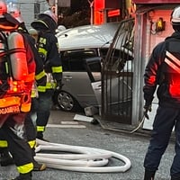 小田急江ノ島線　東林間駅付近の飲食店にダイナミック入店