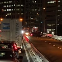 首都高1号羽田線　天王洲アイル付近で事故